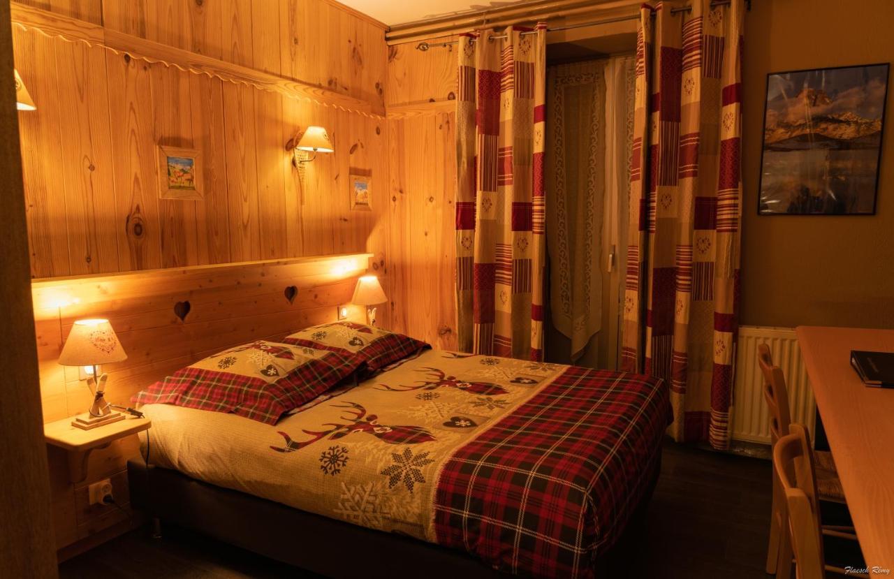 Hotel Quin Te Va โกเตอเรต์ ภายนอก รูปภาพ