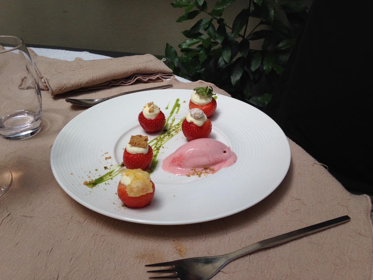 Hotel Quin Te Va โกเตอเรต์ ภายนอก รูปภาพ
